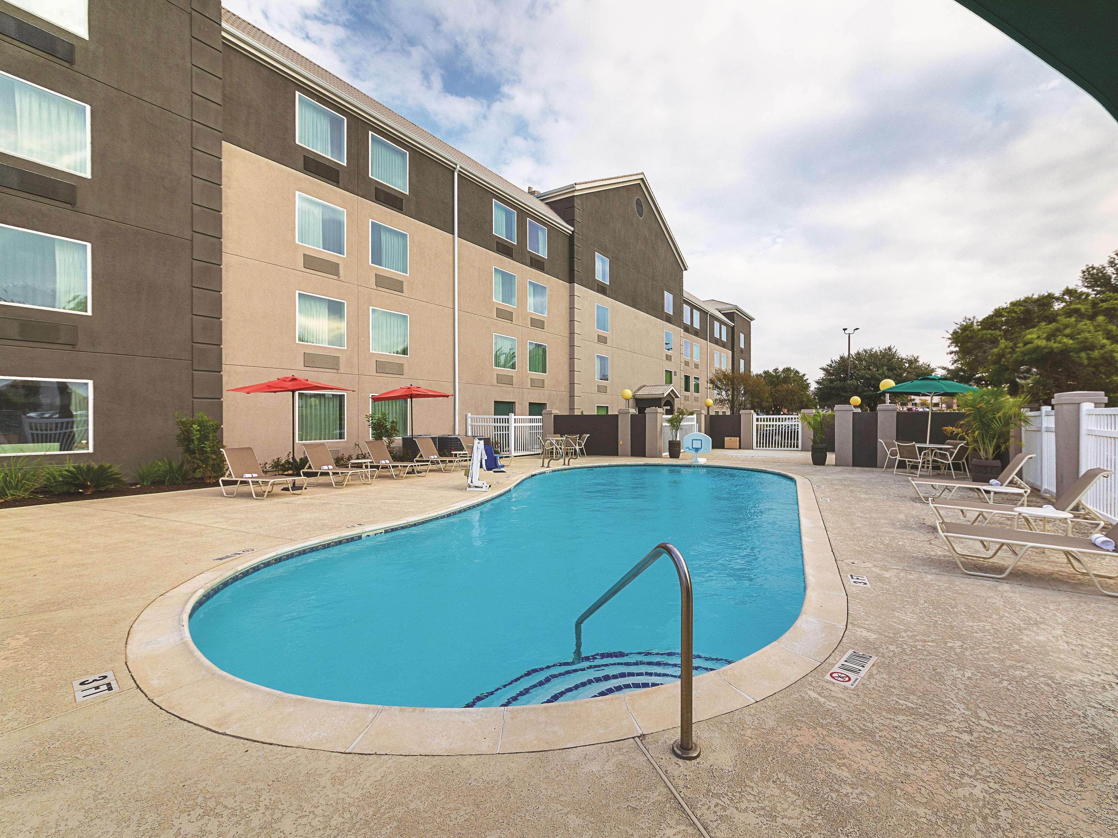 Hotel La Quinta By Wyndham Austin Round Rock Exterior foto