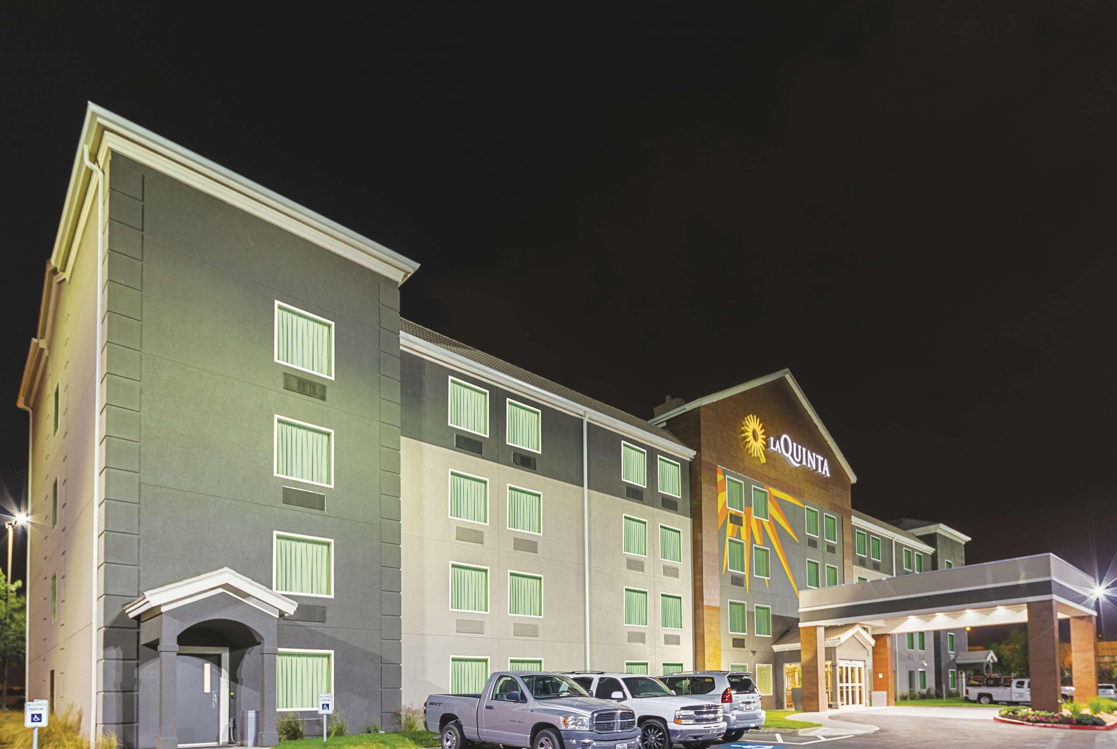 Hotel La Quinta By Wyndham Austin Round Rock Exterior foto